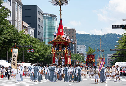 祇園祭山鉾巡行