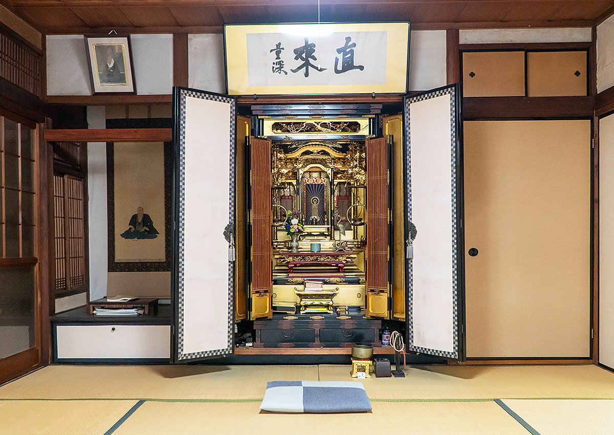 仏壇の写真